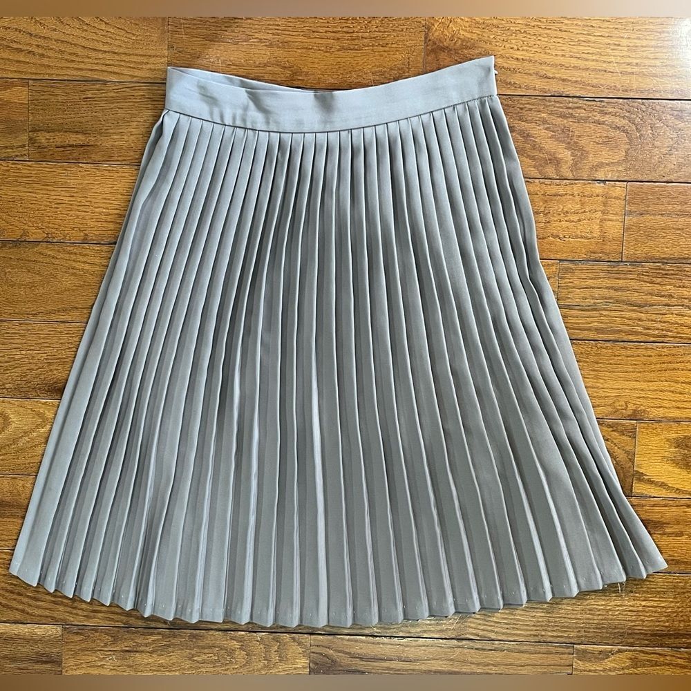 American Apparel Pleated Midi Skirt Taupe Greige Women’s Small Classic Normcore